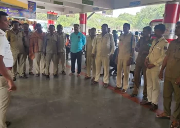 ಚಾಲಕರು ಮತ್ತು ನಿರ್ವಾಹಕರು, ಬಾಗಲಕೋಟ ಪೋಲೀಸ್ ಸಲಹೆ